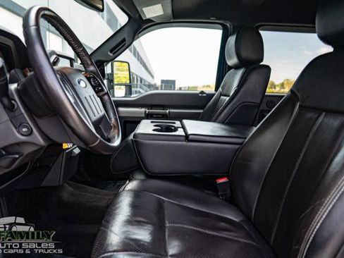 Used 2016 Ford F350 Lariat w/ Chrome Package image 23