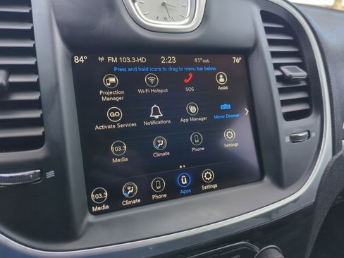 Used 2022 Chrysler 300 Touring w/ Sport Appearance Package image 22