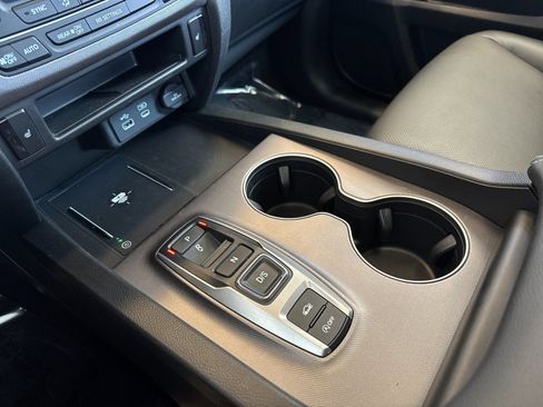 Used 2025 Honda Ridgeline RTL image 17