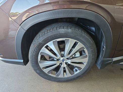 Used 2020 Subaru Ascent Limited AWD/4WD image 27