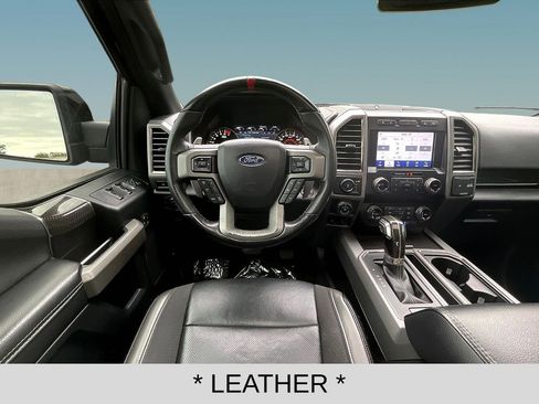 Used 2019 Ford F150 Raptor w/ Equipment Group 802A Luxury AWD/4WD image 9