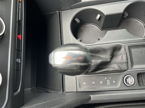 Used 2019 Volkswagen Atlas SE image 21