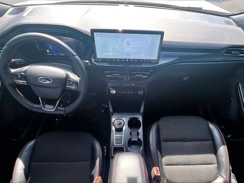 Used 2025 Ford Escape ST-Line w/ Tech Pack #1 image 7