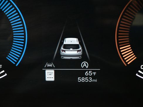 Certified 2026 Hyundai Tucson SE image 24