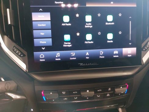 Used 2023 Maserati Ghibli Modena RWD image 22