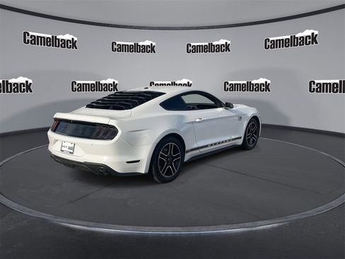 Used 2019 Ford Mustang Premium image 7