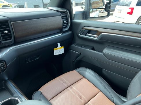 New 2026 Chevrolet Silverado 2500 High Country w/ Technology Package image 11