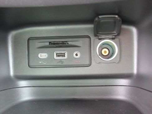 Certified 2024 Chevrolet Equinox LT image 25