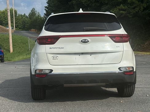 Used 2021 Kia Sportage EX AWD/4WD image 6
