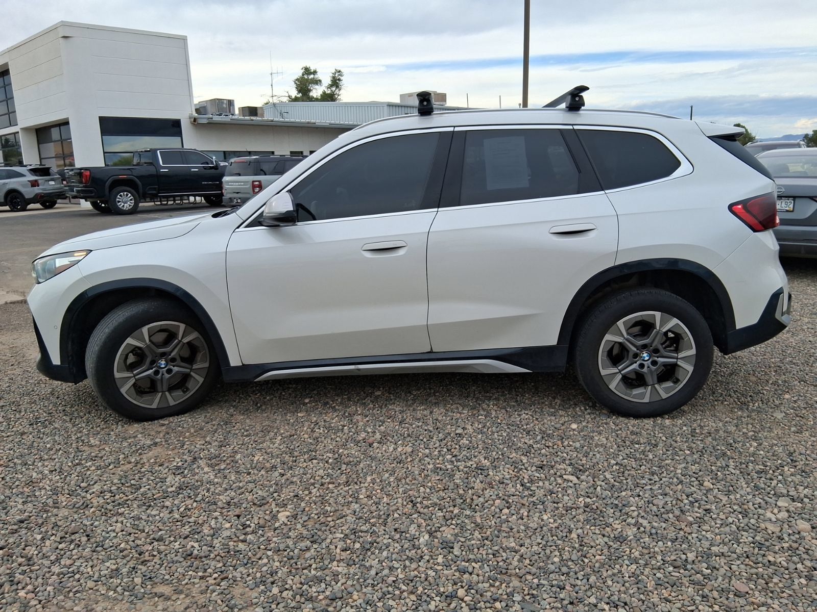 Used 2023 BMW X1 xDrive28i w/ Convenience Package AWD/4WD image 2