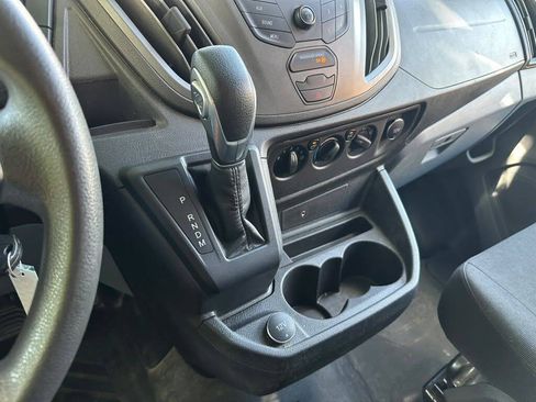 Used 2019 Ford Transit 150 130 Low Roof RWD image 17
