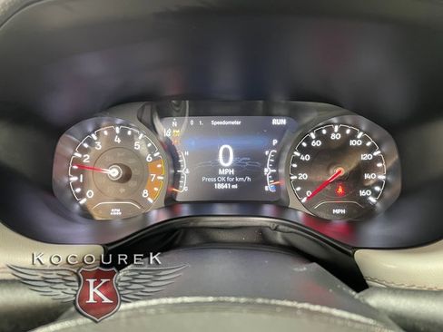 Used 2024 Jeep Compass Limited image 15