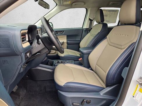 New 2026 Ford Maverick Lariat image 4