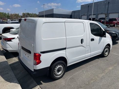 Used 2020 Nissan NV200 S image 3