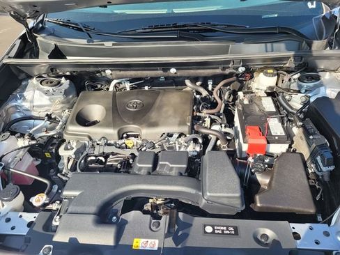 Used 2024 Toyota RAV4 LE image 28