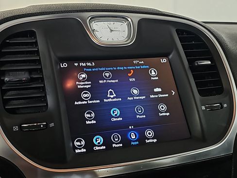 Used 2021 Chrysler 300 Touring w/ Sport Appearance Package RWD image 19