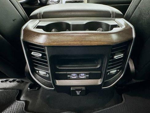Used 2021 RAM 1500 Laramie AWD/4WD image 21