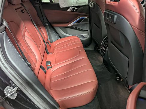 Used 2022 BMW X6 xDrive40i w/ Premium Package image 28