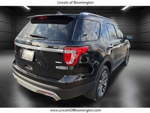 Used 2017 Ford Explorer Platinum image 6