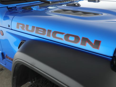 Used 2024 Jeep Wrangler Unlimited Rubicon w/ Safety Group image 12