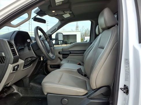 Used 2021 Ford F550 2WD Regular Cab Super Duty image 17