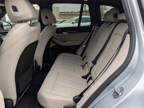 Used 2018 BMW X3 xDrive30i image 14