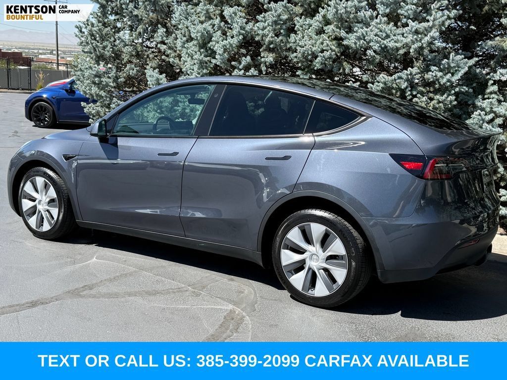 Used 2023 Tesla Model Y Long Range AWD/4WD image 6