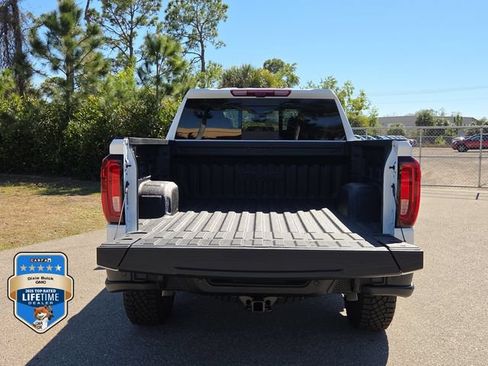 New 2026 GMC Sierra 1500 AT4X AWD/4WD image 5