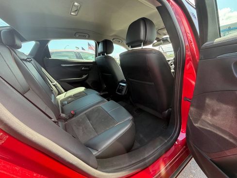 Used 2014 Chevrolet Impala LT w/ Premium Seating Package FWD image 18