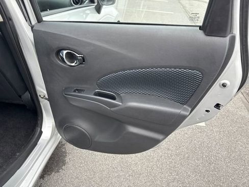 Used 2016 Nissan Versa Note SV image 16