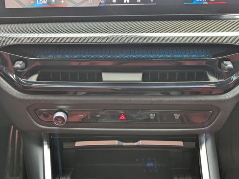 Used 2025 BMW M3 w/ Executive Package image 18