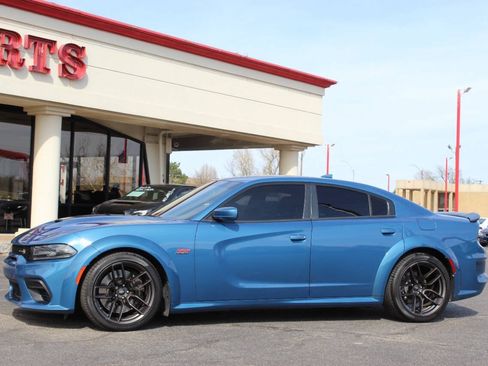 Used 2020 Dodge Charger Scat Pack RWD image 6