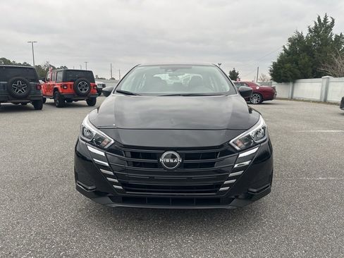 Used 2023 Nissan Versa S w/ Trunk Package image 2