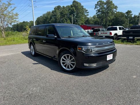 Used 2018 Ford Flex Limited w/ Equipment Group 301A AWD/4WD image 8