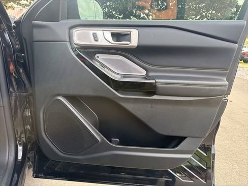 Used 2021 Ford Explorer ST w/ Equipment Group 401A image 10