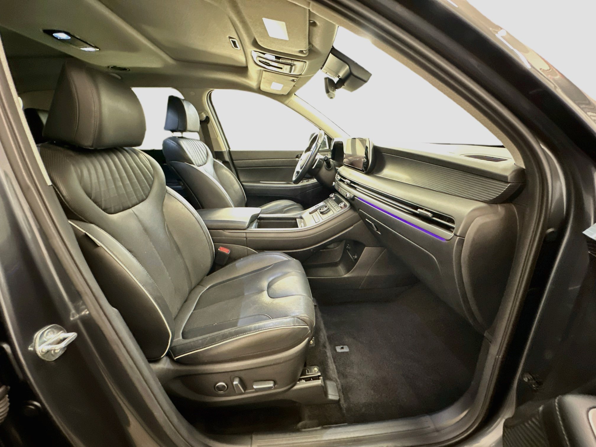 Used 2024 Hyundai Palisade Limited AWD/4WD image 35