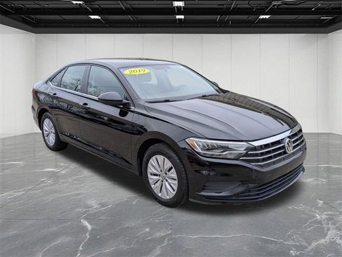 Used 2019 Volkswagen Jetta S w/ Driver Assistance Package image 7