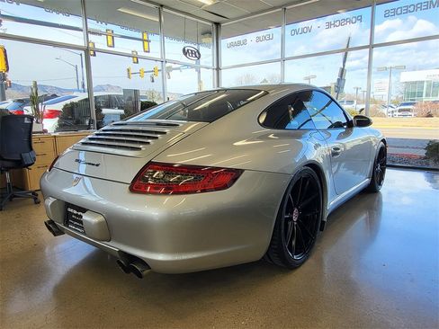Used 2006 Porsche 911 Carrera 4 image 4