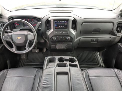 Used 2022 Chevrolet Silverado 1500 Custom image 14