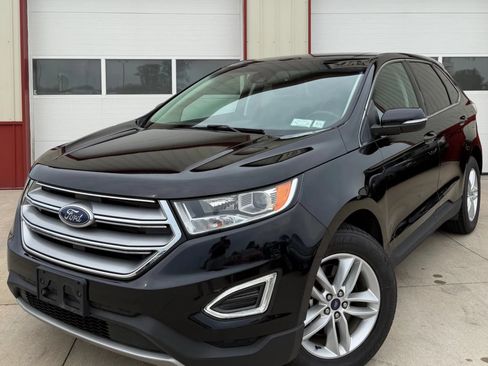 Used 2018 Ford Edge SEL w/ Equipment Group 201A AWD/4WD image 3