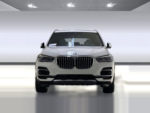 Certified 2023 BMW X5 sDrive40i w/ Parking Assistance Package image 5