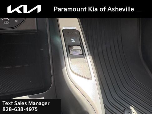 New 2025 Kia Sorento EX w/ Panoramic Sunroof Package image 16