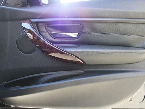 Used 2015 BMW 335i Sedan image 17