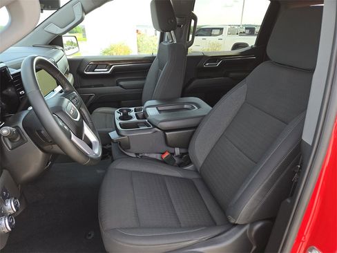 Used 2024 GMC Sierra 1500 Elevation w/ LPO, Elevation Black Package image 25