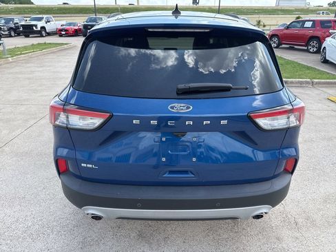 Used 2022 Ford Escape SEL w/ Technology Package FWD image 7