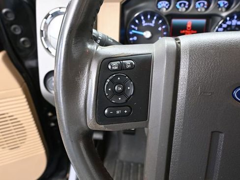 Used 2011 Ford F250 Lariat w/ Lariat Interior Pkg image 26