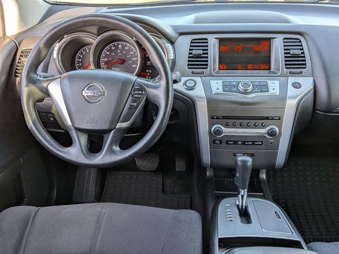 Used 2012 Nissan Murano S image 25