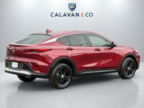 Used 2024 Buick Envista Preferred w/ Convenience I Package image 7