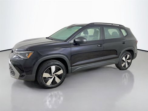 Used 2025 Volkswagen Taos S image 4