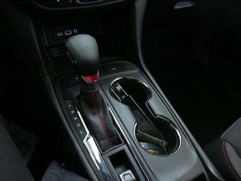 Certified 2024 Chevrolet Equinox RS image 20